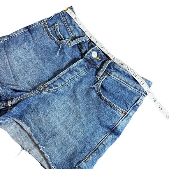 Old Navy high rise cut off style jean shorts size 6 - Picture 8 of 11
